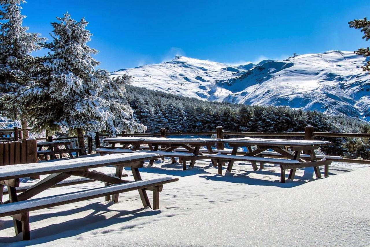 Todosierranevada Zona Baja -Plaza Principal-Junto A Los Telecabinas Sierra Nevada Bagian luar foto